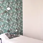 Brit Hotel Dijon Centre Gare 2*