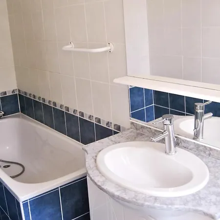 Le Thurot- Centre Gare Отель