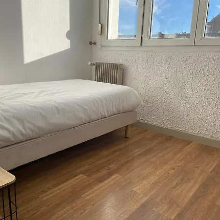 Hotel Le Thurot- Centre Gare 2*