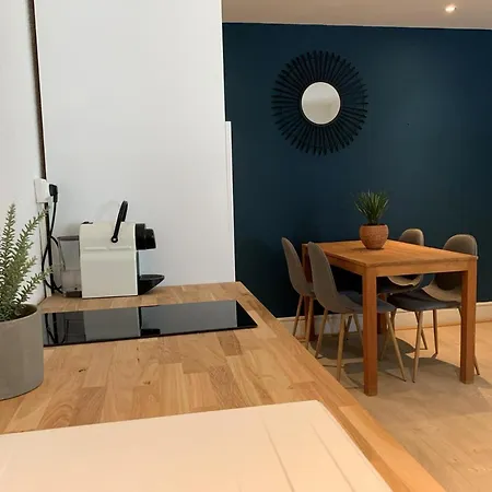 Hotel Le Thurot- Centre Gare 2*