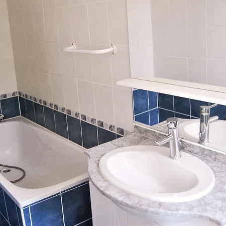 Hotel Le Thurot- Centre Gare Digione