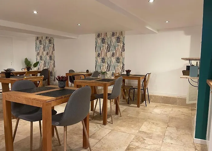 Le Thurot- Centre Gare Hotel 2*