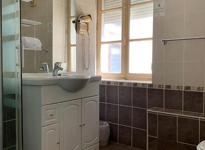 Le Thurot- Centre Gare 2*