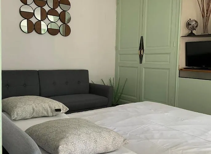 Le Thurot- Centre Gare 2* ディジョン