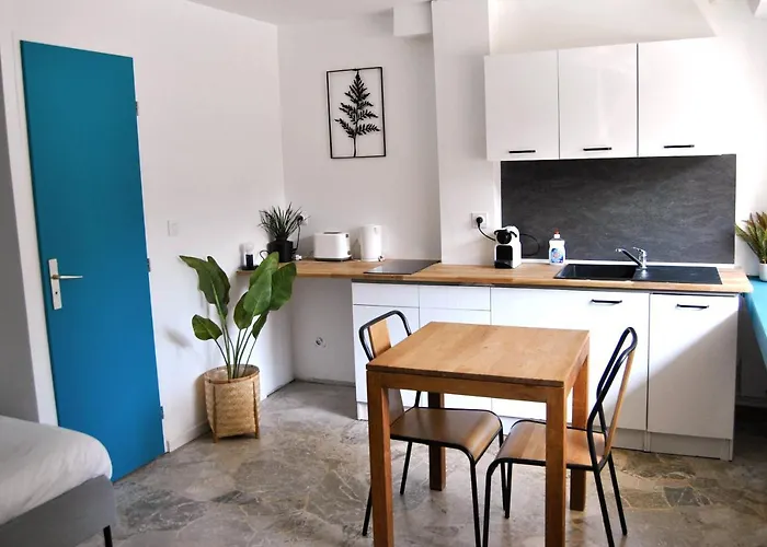 Le Thurot- Centre Gare 2*