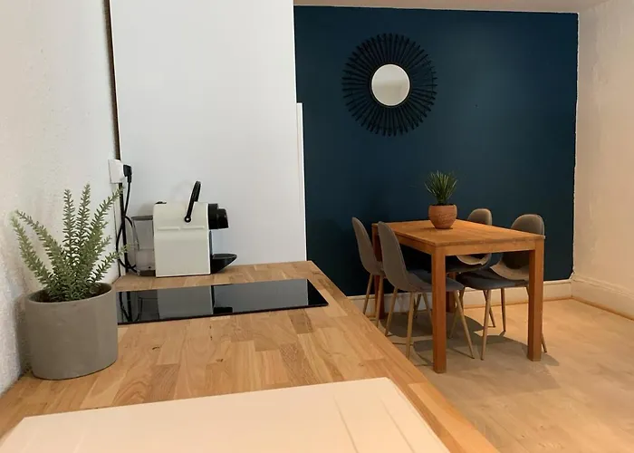 Hotel Le Thurot- Centre Gare 2*