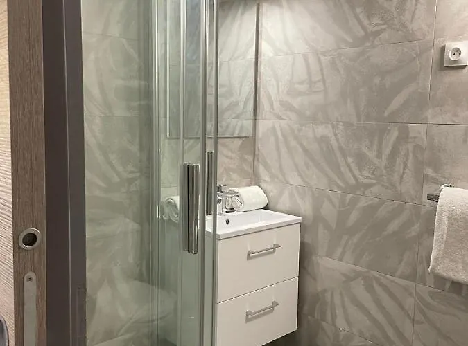 Le Thurot- Centre Gare 2*