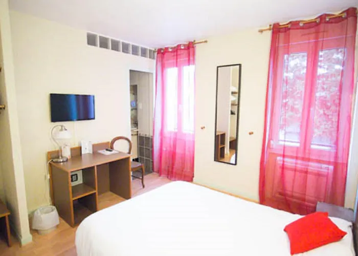 Hotel Le Thurot- Centre Gare