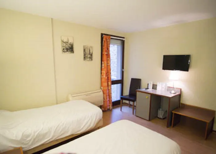Hotel Le Thurot- Centre Gare 2*
