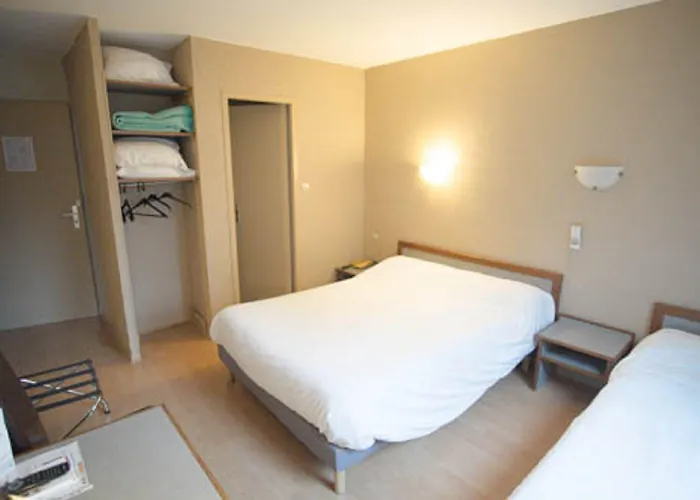 Le Thurot- Centre Gare Hotel 2*