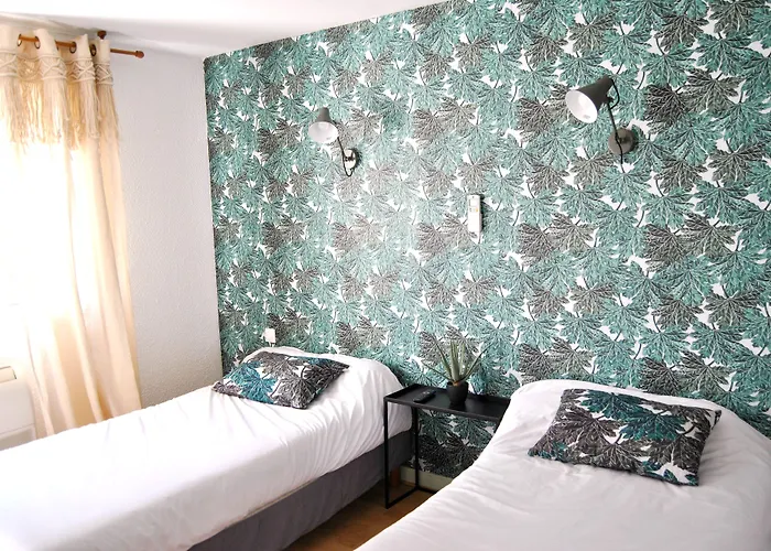 Hotel Le Thurot- Centre Gare 2*